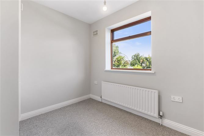 3 Westminster Court, Foxrock,   Dublin 18