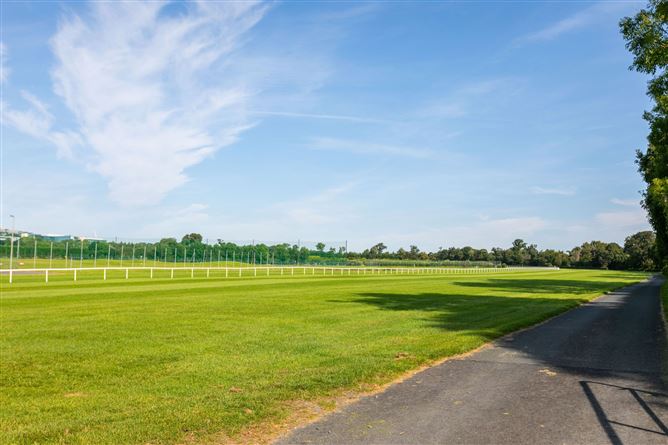 3 Westminster Court, Foxrock,   Dublin 18