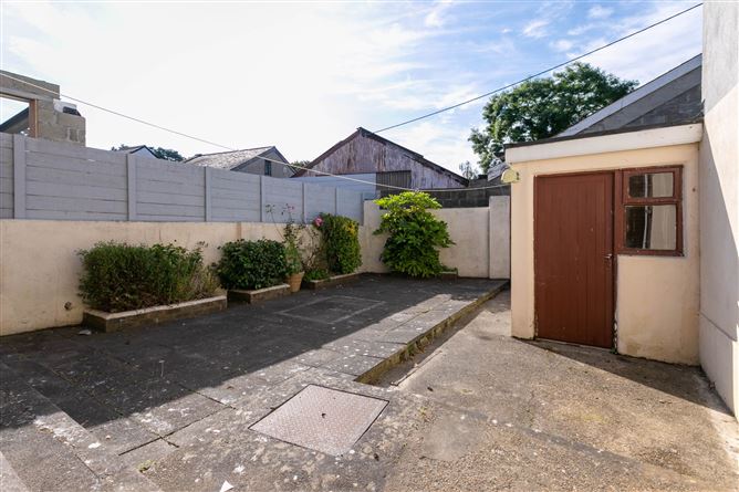 3 Westminster Court, Foxrock,   Dublin 18
