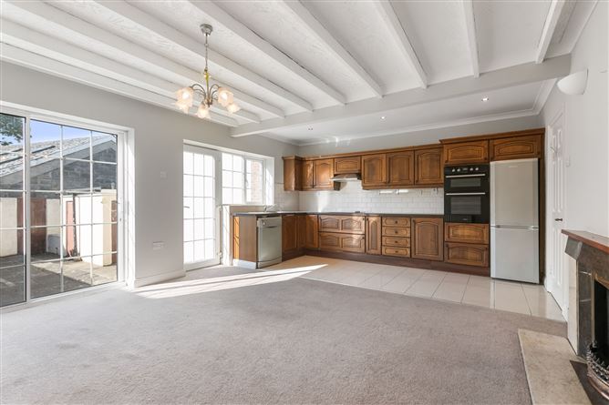 3 Westminster Court, Foxrock,   Dublin 18