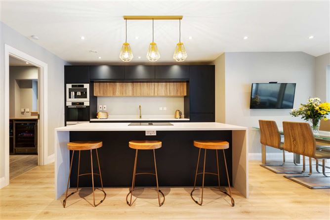 33a Templeroan Grove, Rathfarnham, Dublin 16, County Dublin