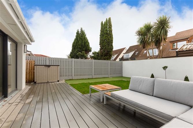 33a Templeroan Grove, Rathfarnham, Dublin 16, County Dublin