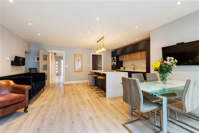 33a Templeroan Grove, Rathfarnham, Dublin 16, County Dublin