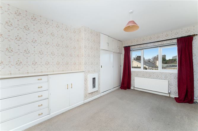 60 Trimleston Park, Booterstown, County Dublin