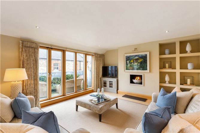 The Penthouse, 74/75 Fitzwilliam Lane, Dublin 2