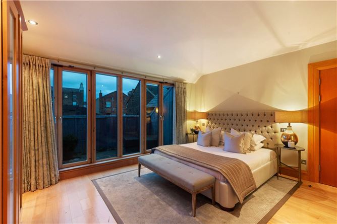 The Penthouse, 74/75 Fitzwilliam Lane, Dublin 2