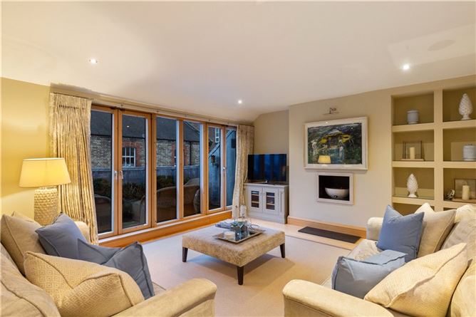 The Penthouse, 74/75 Fitzwilliam Lane, Dublin 2