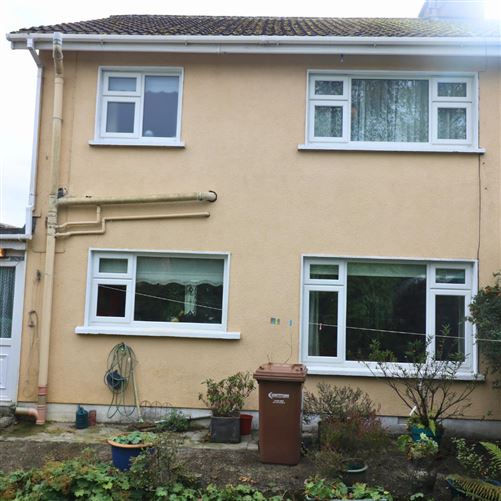 16 Clairin, Carrick-on-Suir, Tipperary