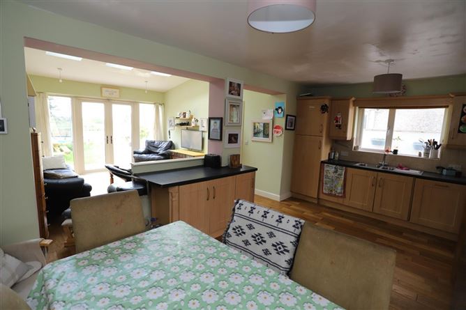 43 Carraig Geal, Loughrea, Co. Galway
