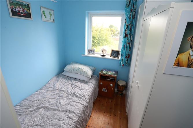 43 Carraig Geal, Loughrea, Co. Galway