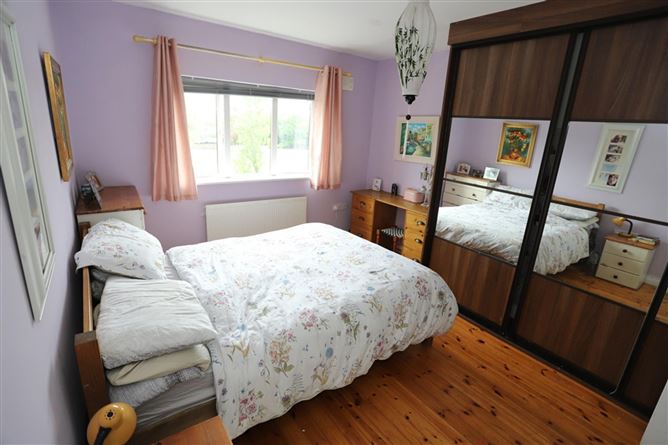 43 Carraig Geal, Loughrea, Co. Galway