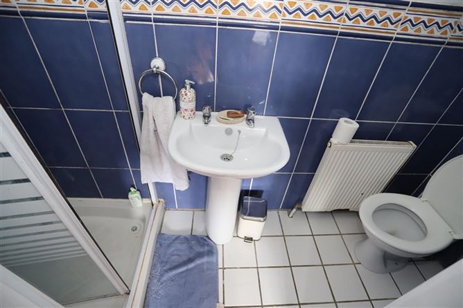 43 Carraig Geal, Loughrea, Co. Galway