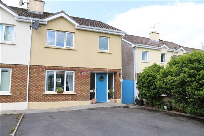 43 Carraig Geal, Loughrea, Co. Galway