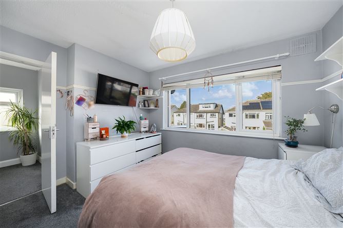 23 Meadowview Grove, Doddsborough, Lucan, County Dublin, Ireland