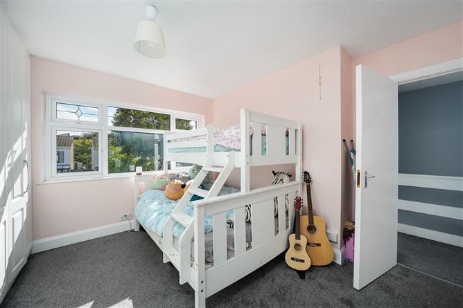 23 Meadowview Grove, Doddsborough, Lucan, County Dublin, Ireland