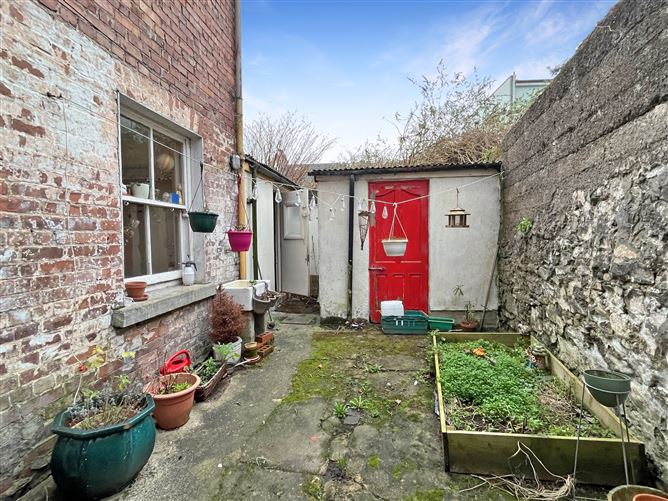 9 Crescent Avenue, O` Connell Avenue, Limerick City, Limerick
