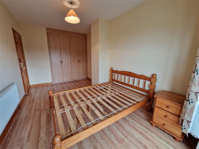 27 Grattan Close, Grattan Park, Claremorris, Co. Mayo