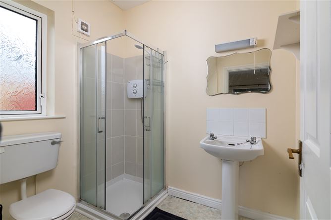 2 Forest View, Birr, Co. Offaly