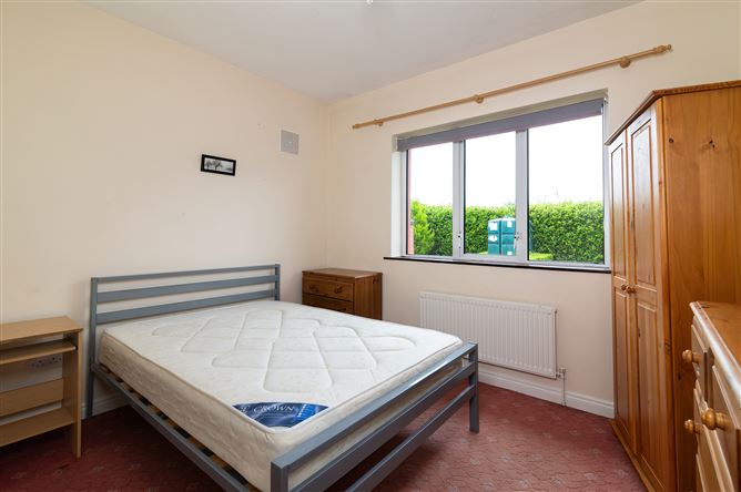 2 Forest View, Birr, Co. Offaly