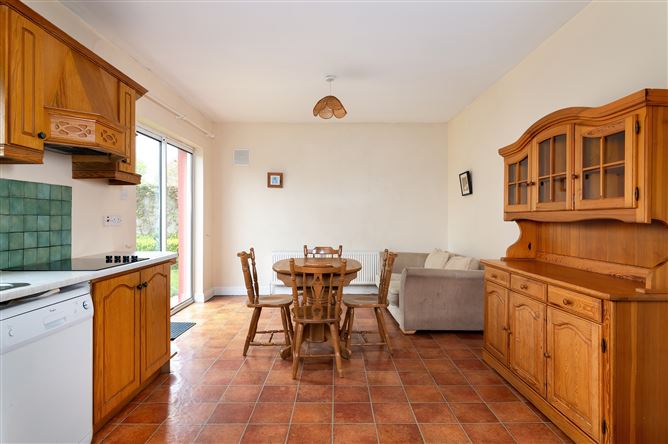 2 Forest View, Birr, Co. Offaly