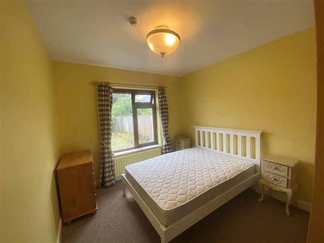 25 Skibbereen Retirement Village, Baltimore Road, Skibbereen, Co. Cork