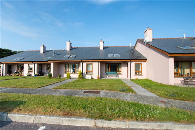25 Skibbereen Retirement Village, Baltimore Road, Skibbereen, Co. Cork