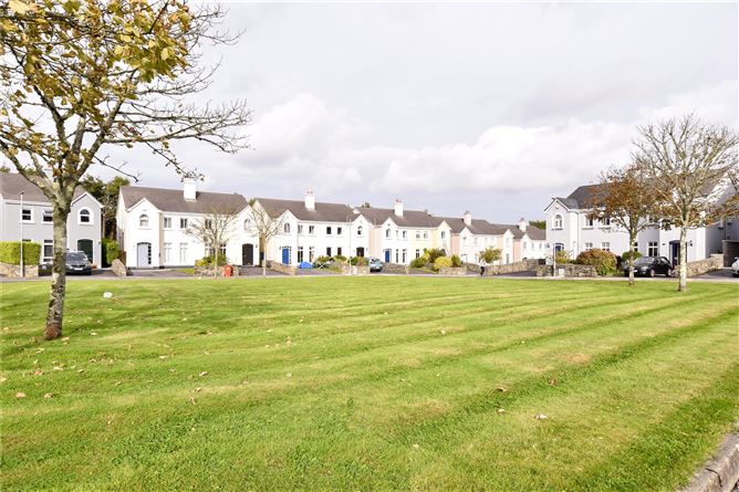 8 Barr na Carraige, Fort Lorenzo, Taylors Hill, Galway