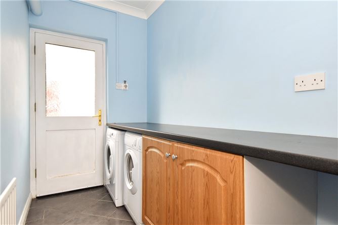 8 Barr na Carraige, Fort Lorenzo, Taylors Hill, Galway
