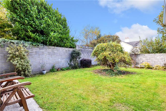 8 Barr na Carraige, Fort Lorenzo, Taylors Hill, Galway