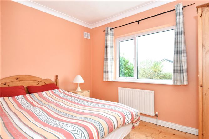 8 Barr na Carraige, Fort Lorenzo, Taylors Hill, Galway