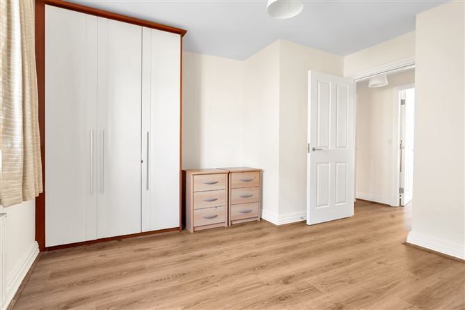 Apartment, 16 Coach House Yard, Johnstown, Co. Kildare