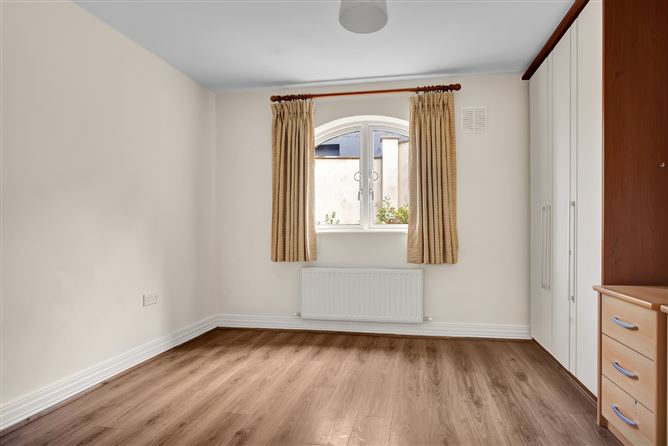 Apartment, 16 Coach House Yard, Johnstown, Co. Kildare