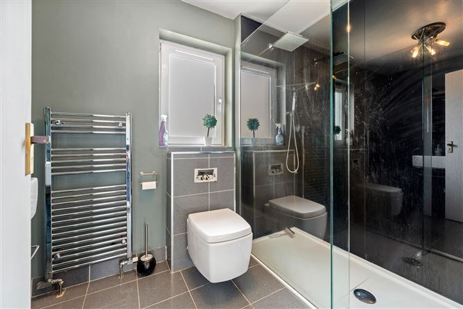 33 Willowbank, Church Road, Blackrock, Cork