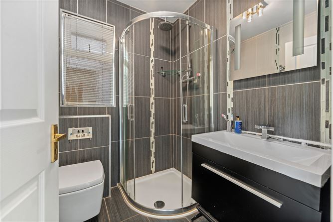 33 Willowbank, Church Road, Blackrock, Cork