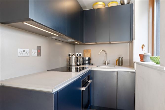 8 Huxley Court, Cork Street, Dublin 8