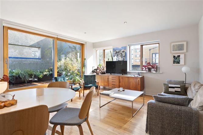 8 Huxley Court, Cork Street, Dublin 8