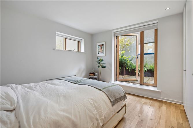 8 Huxley Court, Cork Street, Dublin 8