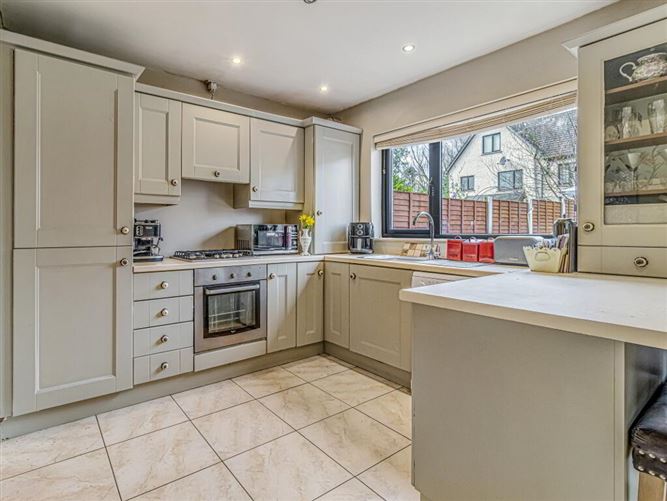 3 Brookhurst, Castle Oaks, Carlow REA Sothern 4683441 MyHome.ie