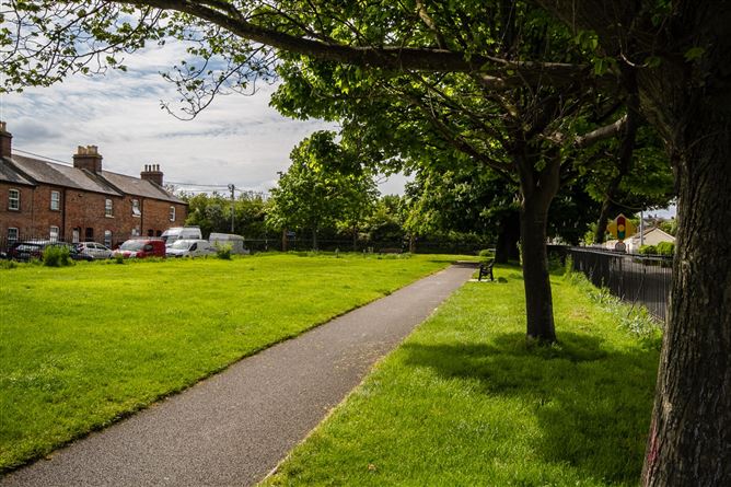 42 O'Donnell Gardens, Glasthule, County Dublin