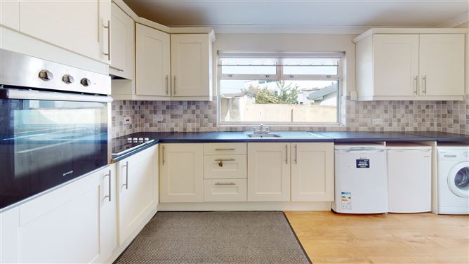 42 O'Donnell Gardens, Glasthule, County Dublin