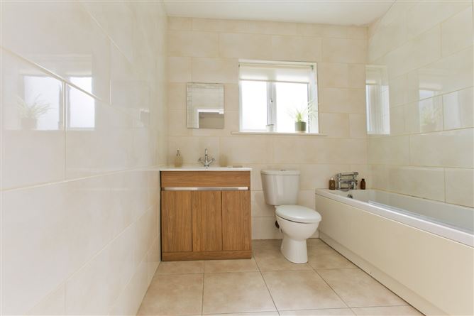 48 Sycamore Road, Dundrum, Dublin 16