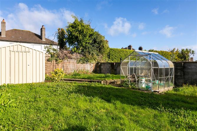 27 Foxrock Court, Foxrock, Dublin 18