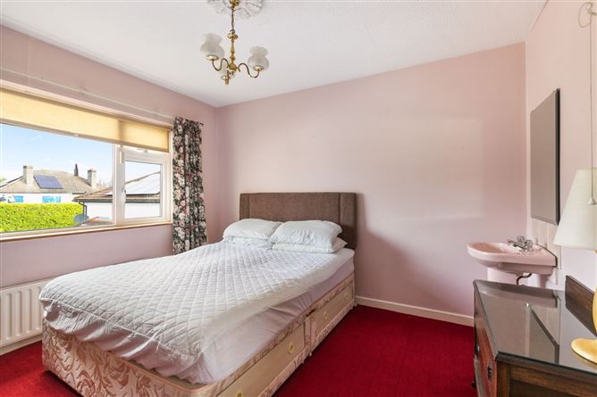 27 Foxrock Court, Foxrock, Dublin 18