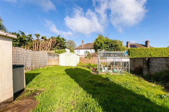 27 Foxrock Court, Foxrock, Dublin 18