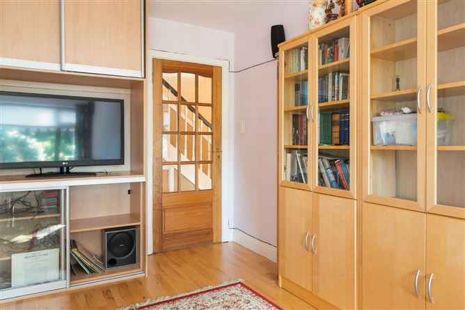 27 Foxrock Court, Foxrock, Dublin 18