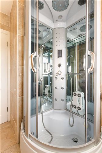 27 Foxrock Court, Foxrock, Dublin 18