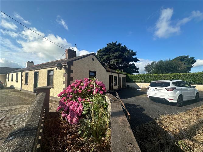 Rassan, Hackballscross, Louth