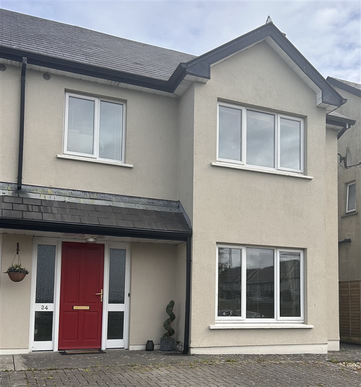 No 34 Kilbeagh Village, Charlestown, Mayo