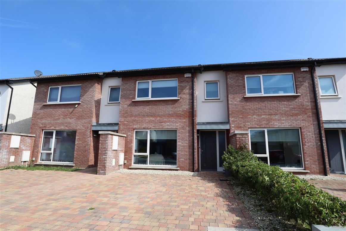 27 The Lawn, Whitefield Hall, Bettystown, Meath