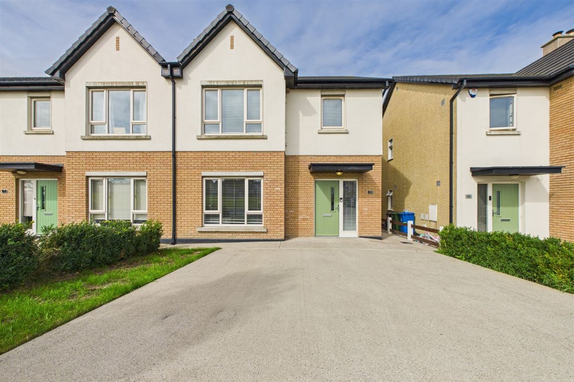 8 Hazelwood Park, Foxwood, Waterford City, Co. Waterford